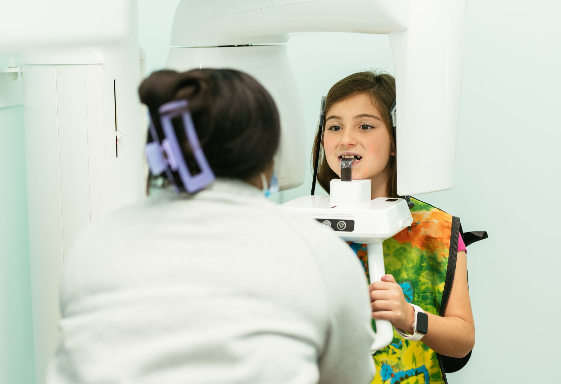 Airway Orthodontics in Midlothian, VA -- child receiving a digital X-ray evaluation at Richmond Pediatric Dentistry and Orthodontics